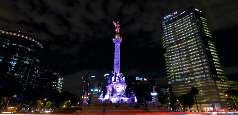 estatua en mexico independencia