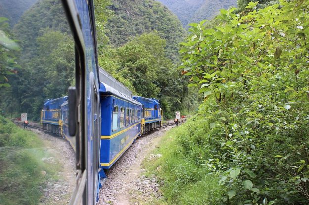 PeruRail train to machu Picchu