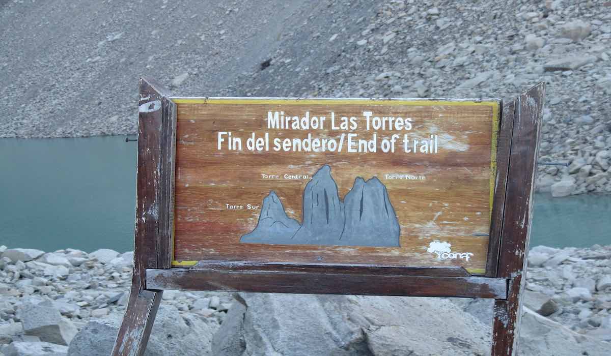 Torres del Paine signpost