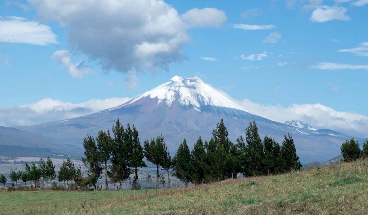 chimborazo mountain ecuador