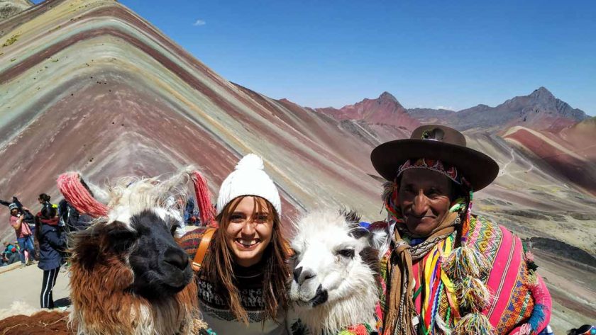 información de la montaña de 7 colores de Perú