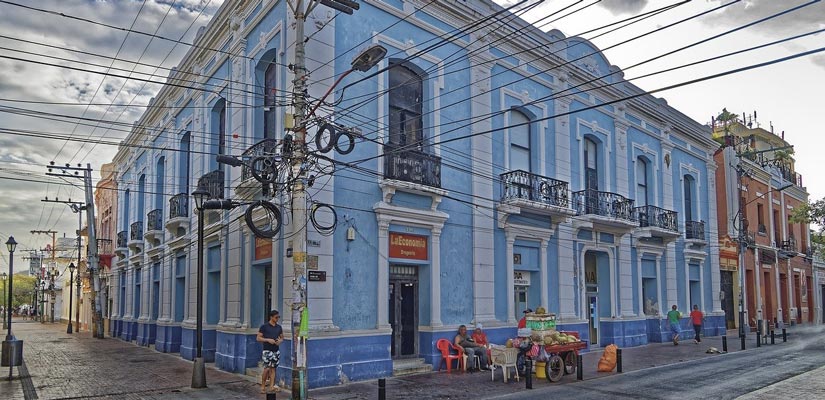 colorful houses in Santa marta street