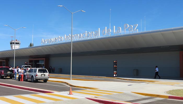 la paz airport in bolivia