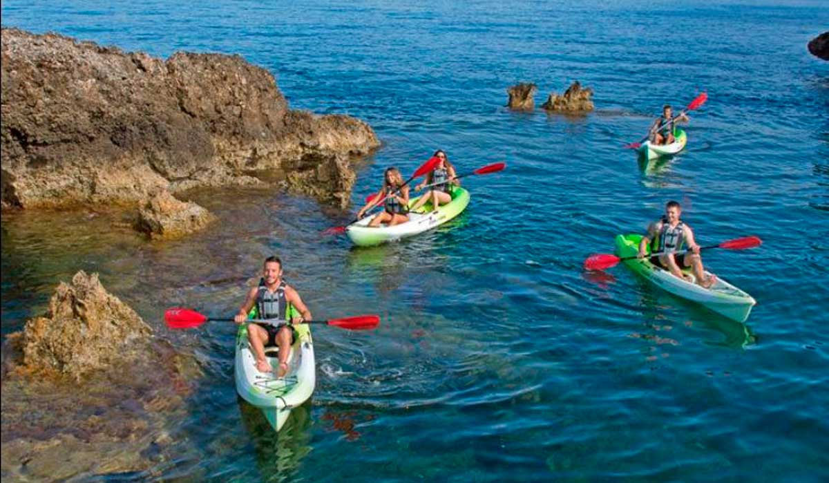 <b>Kayaking tips and advices that you should take into account</b>