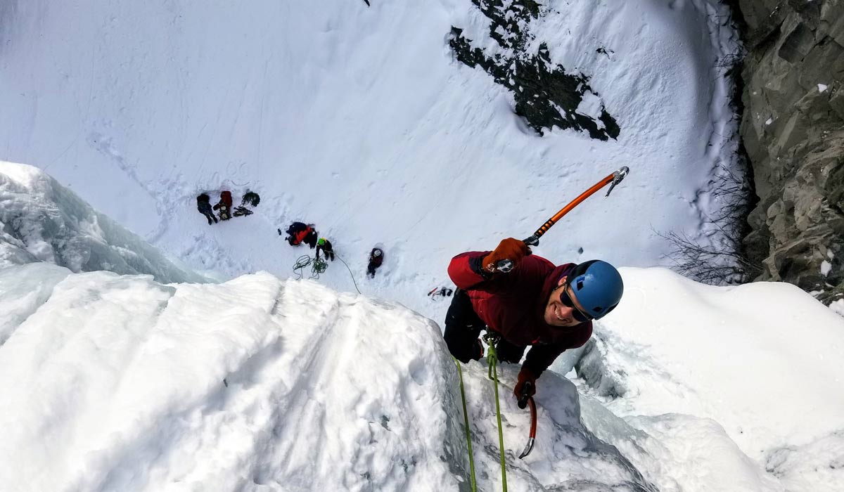 <b>Ice climbing: tips and techniques for beginners</b>
