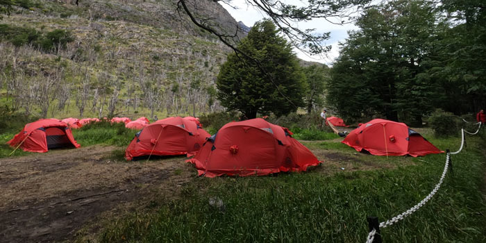 camping area refugio grey