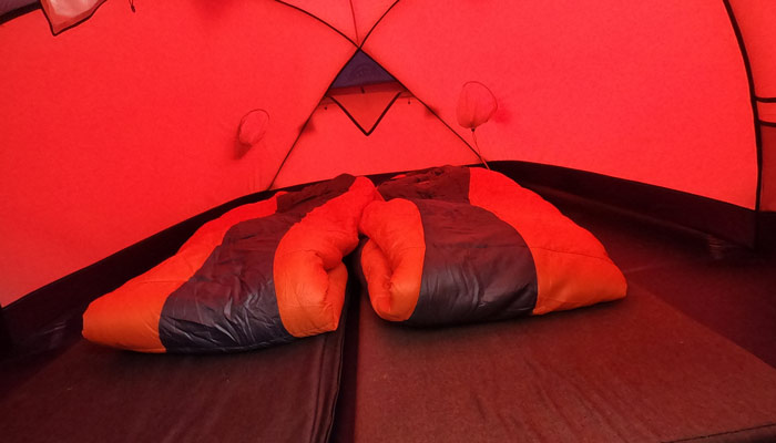 inside tents camping los perros